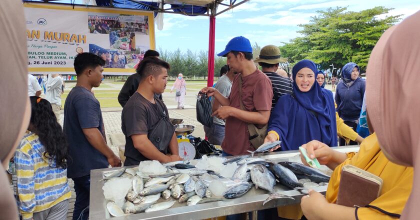 Dinas Perikanan Kabupaten Natuna Turut Serta dalam Gerakan Pangan Murah Nasional