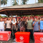 Bupati Natuna Serahkan Bantuan 100 Unit Fiber Box KKP-RI untuk Tingkatkan Kualitas Tangkapan Nelayan